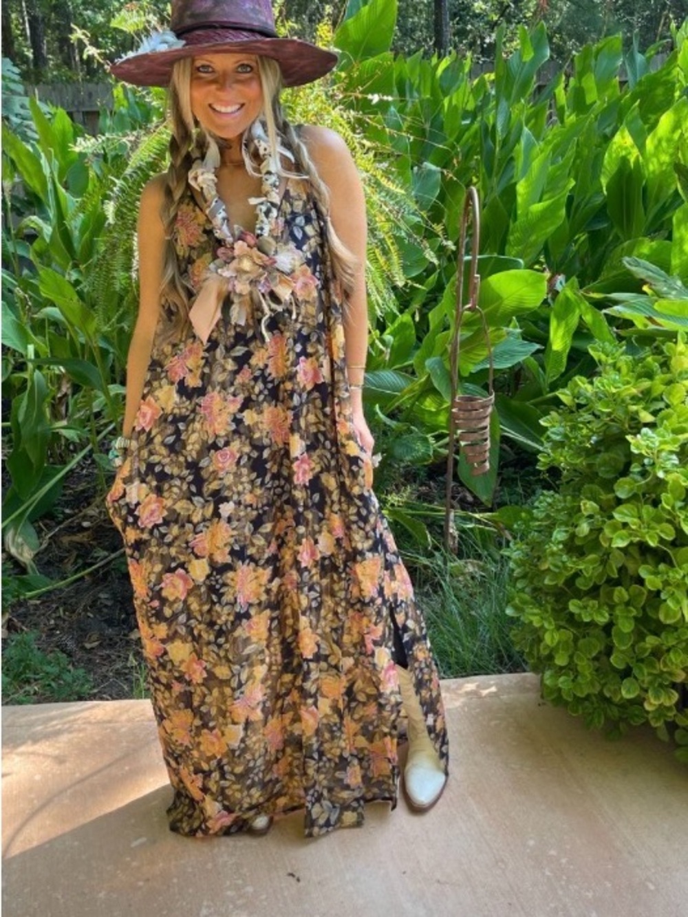 A RARE BIRD RETAIL Shimmer Dress Size: One Size